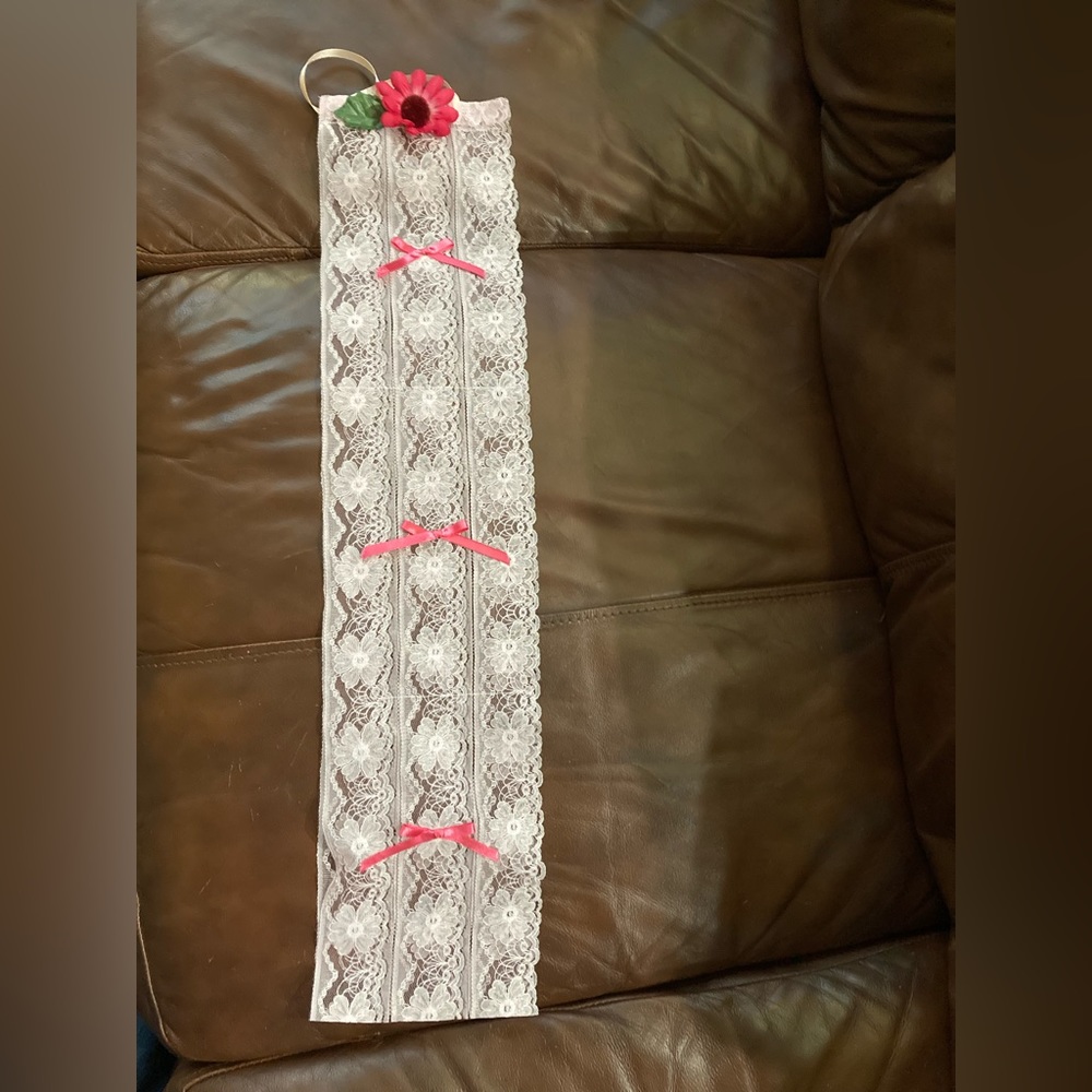 NWOT Pink Lace Toilet Paper Holder